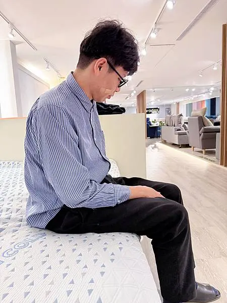 愛加沙發|藍冰鑽涼感床墊邊緣絕佳支撐
